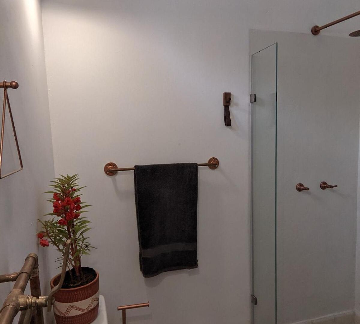 Apartamento Walled 2-bedroom 2-bath With Patio *